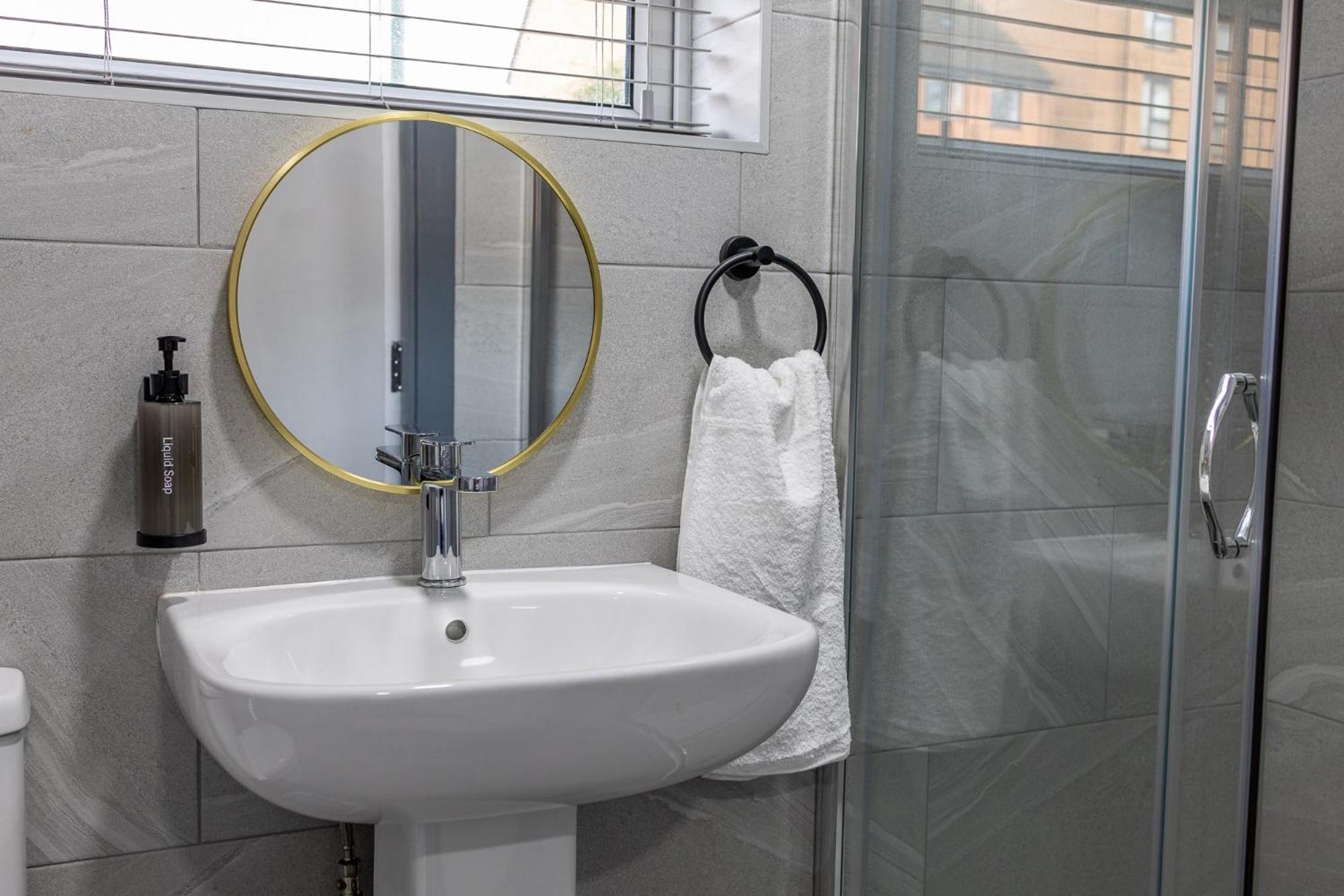 Premium Serviced Accommodation Rooms Nottingham - All With Ensuites Buitenkant foto